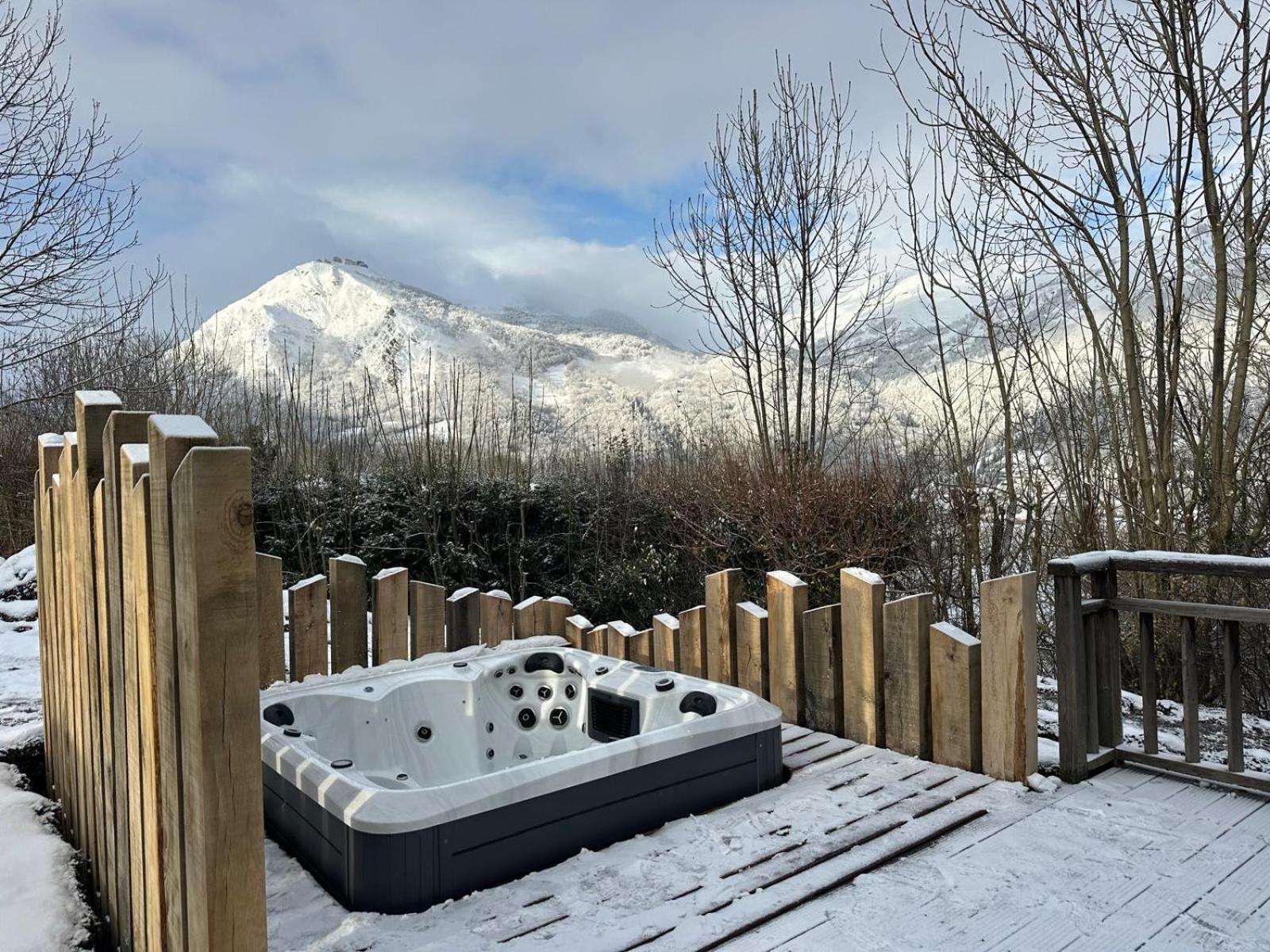 Chalet Maison Style 4 Etoiles Avec Jacuzzi- La Serenite De Sailhan *
